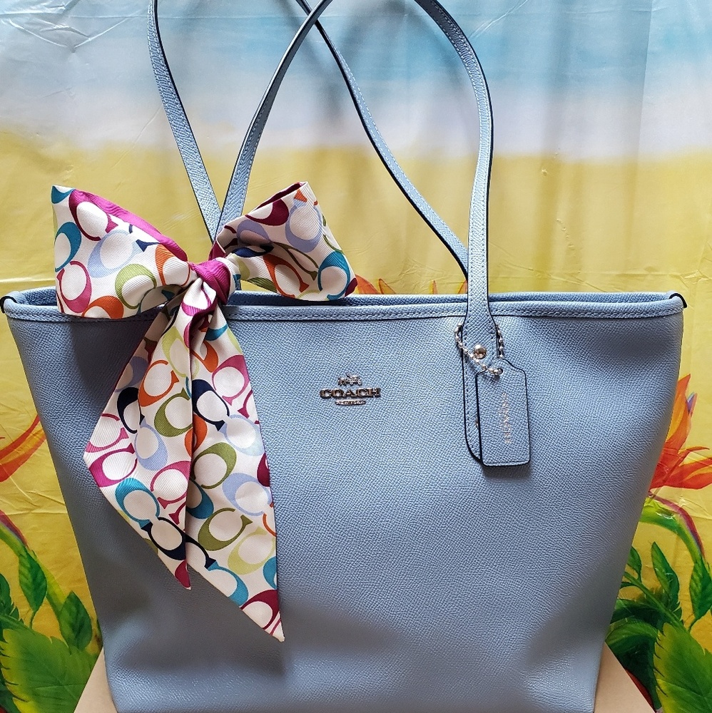 Coach City Zip Top Tote w/Scarf